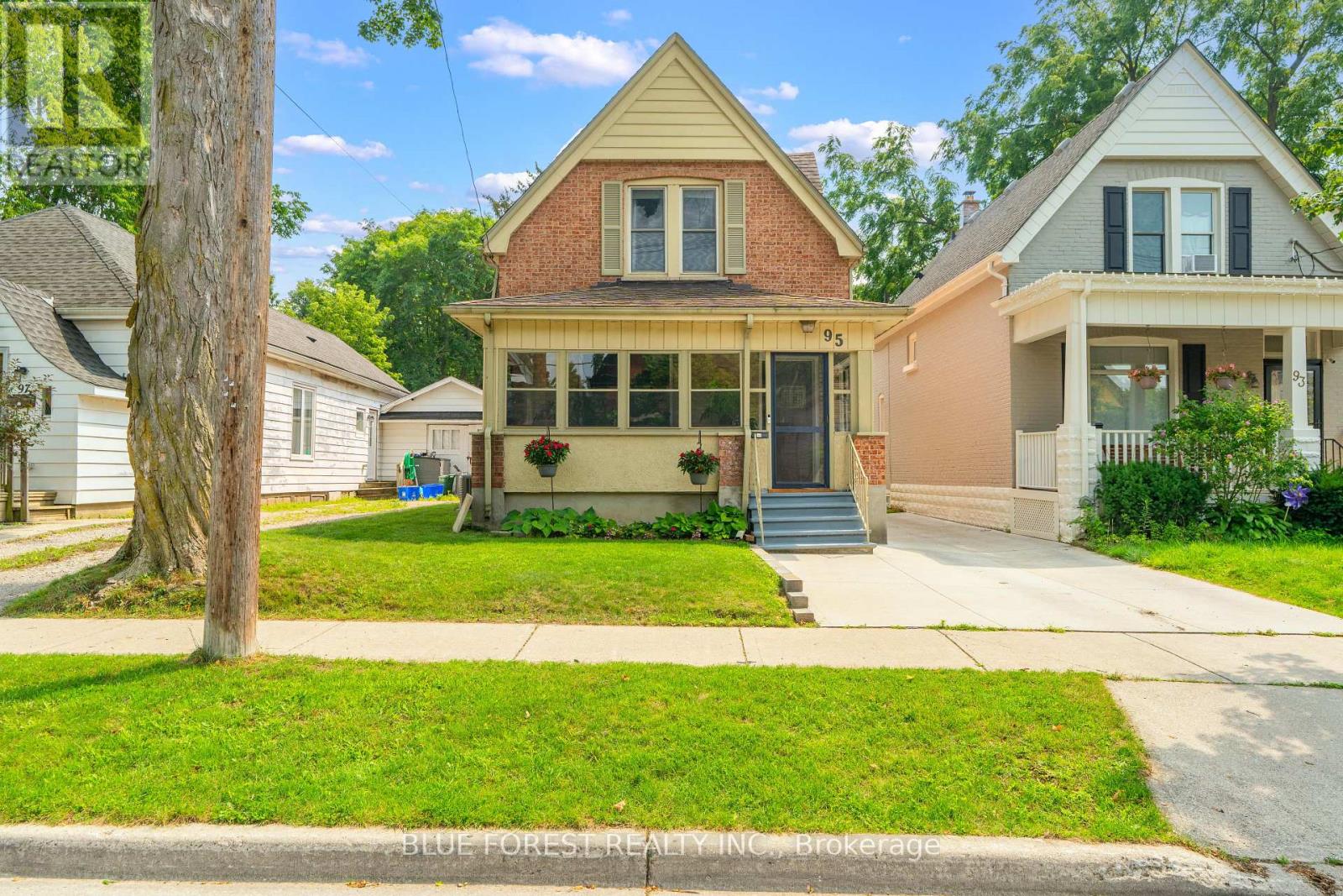 95 TECUMSEH AVENUE E - 2