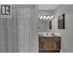10 West Cedar Rise Sw, Calgary, AB T3H5G8 Photo 26