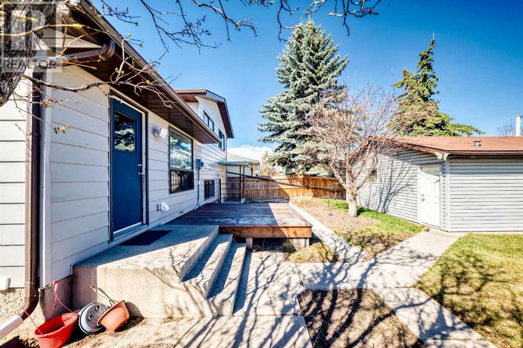 6840 4 Avenue NE - 24