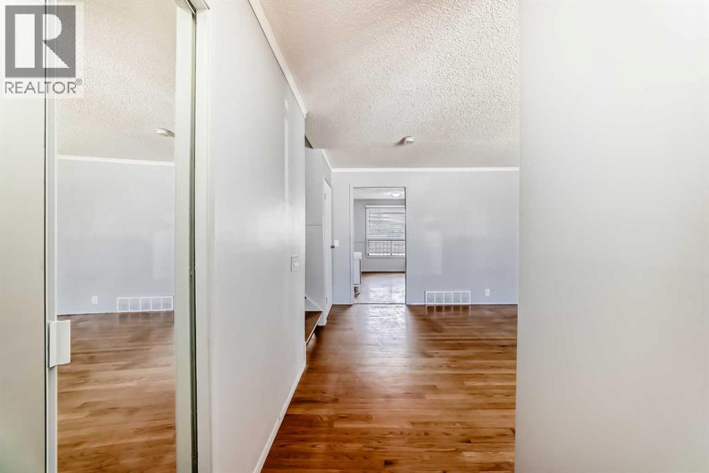 6840 4 Avenue NE - 31