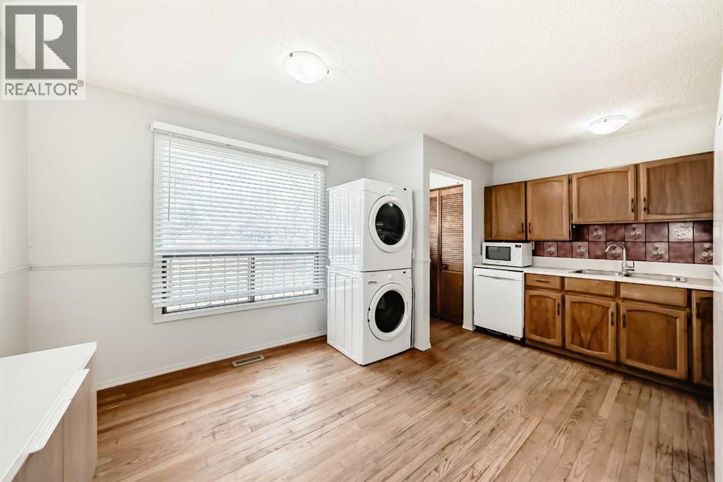 6840 4 Avenue NE - 40
