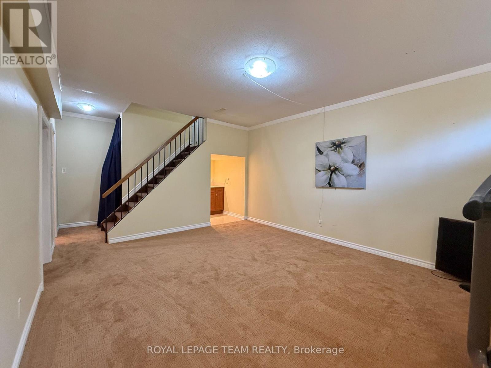31 RASTILA CRESCENT - 17