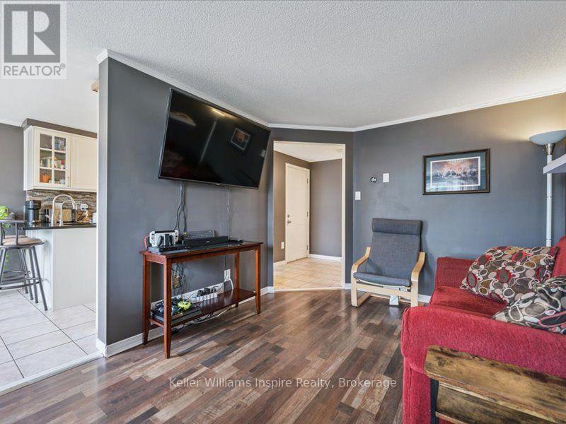 161 TAIT CRESCENT - Image 18