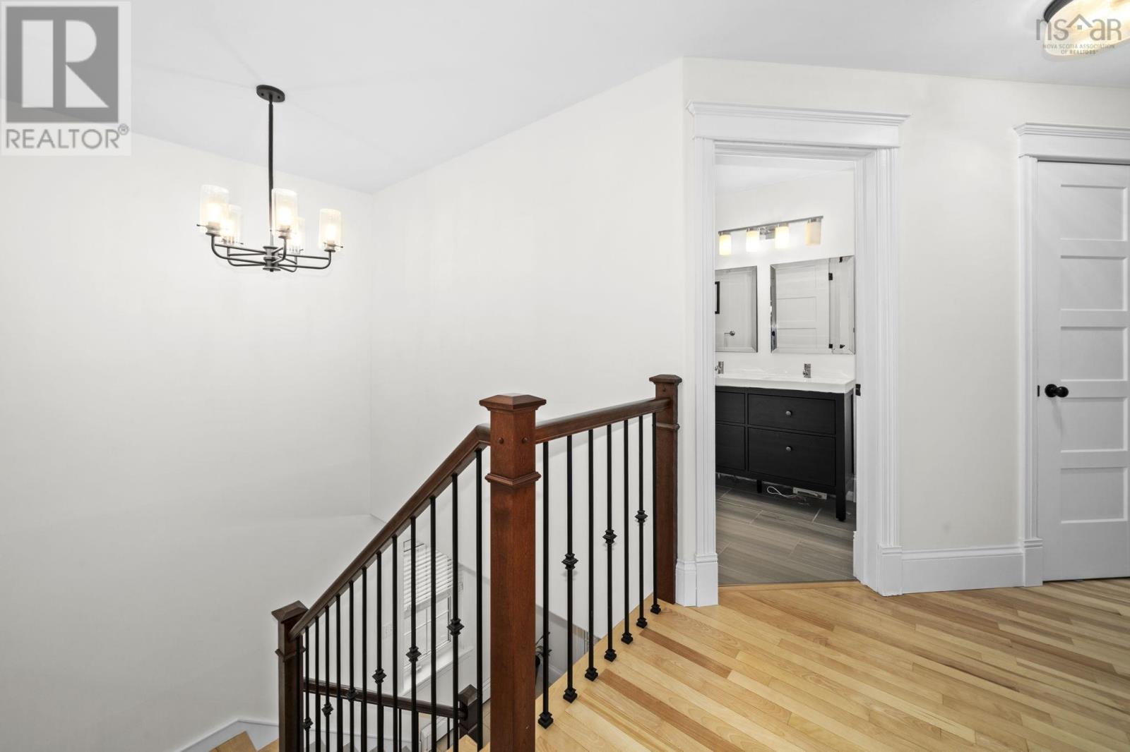 Property 18 of 51 of 27 Sheffield Court