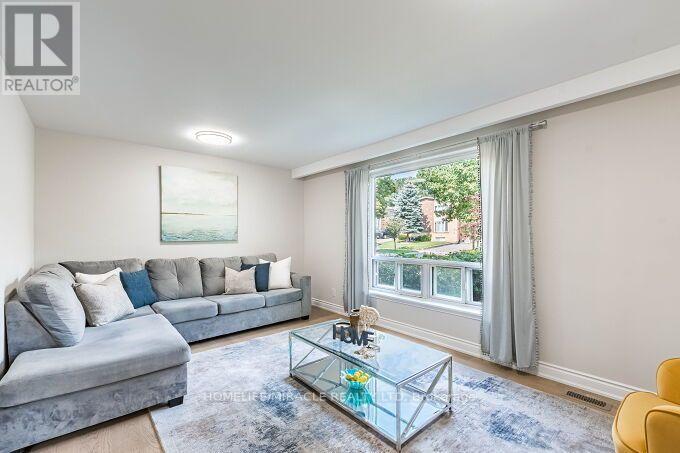2464 BROOKHURST ROAD - 12