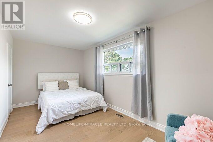 2464 BROOKHURST ROAD - 16