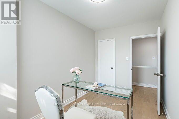 2464 BROOKHURST ROAD - 20
