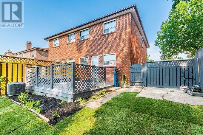 2464 BROOKHURST ROAD - 36