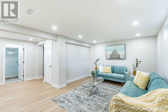 2464 BROOKHURST ROAD - 27