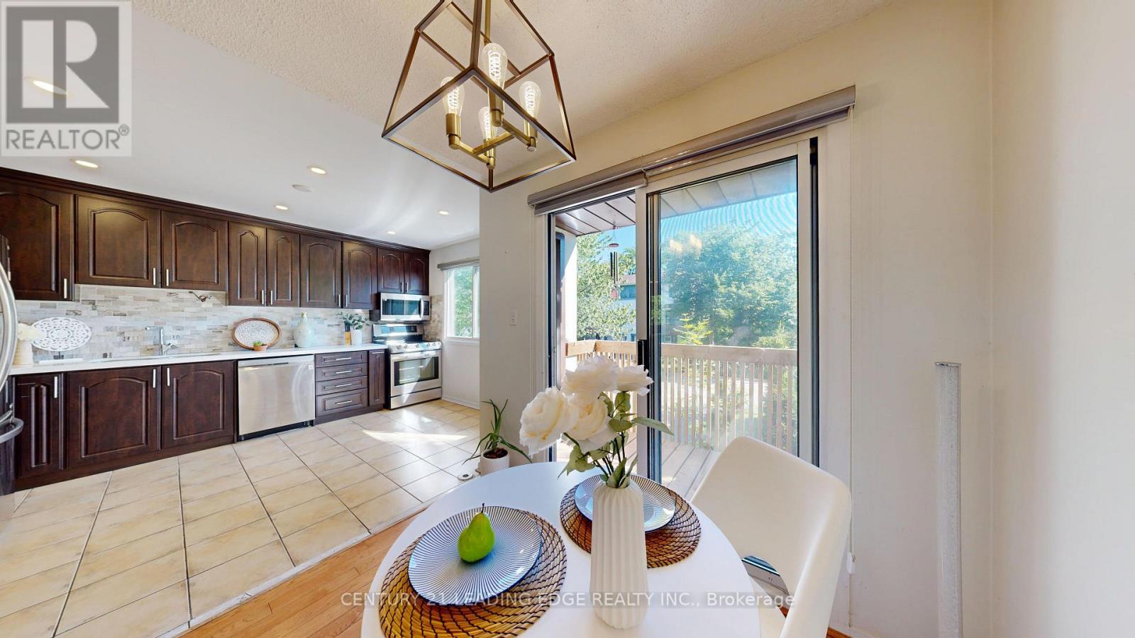 #64 2651 AQUITAINE AVENUE - Image 19