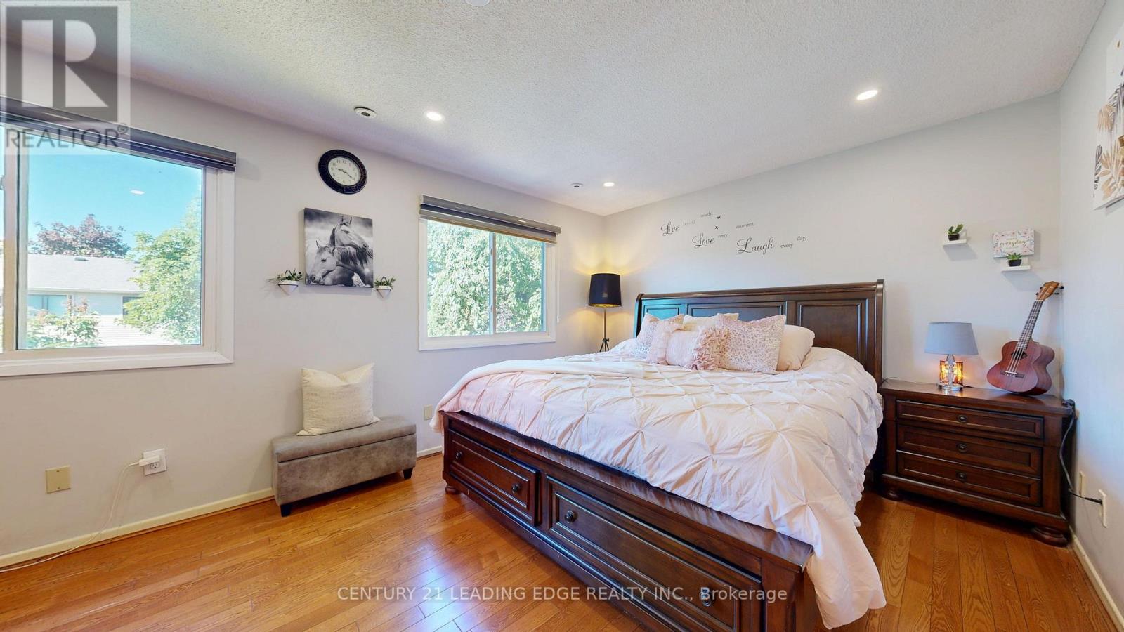 #64 2651 AQUITAINE AVENUE - Image 31