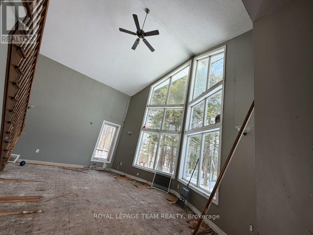 685 KIDD ROAD - Image 17