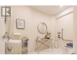 515 Wilson Avenue, Toronto, ON M3H1V1 Photo 11