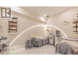 515 Wilson Avenue, Toronto, ON M3H1V1 Photo 26