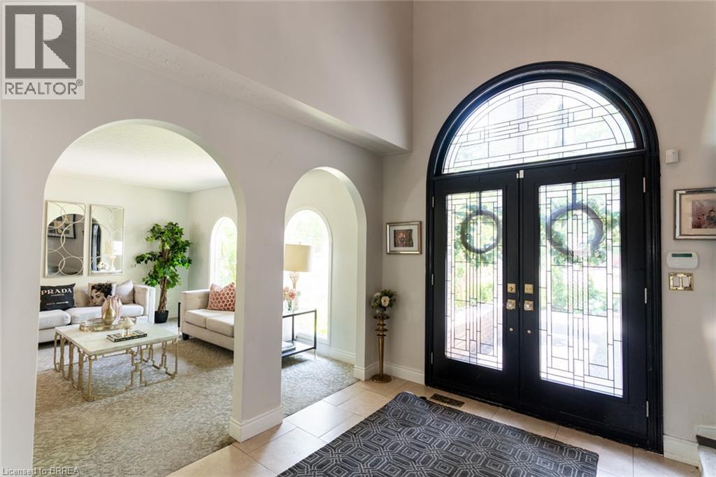 267 MEMORIAL Drive - Image 11