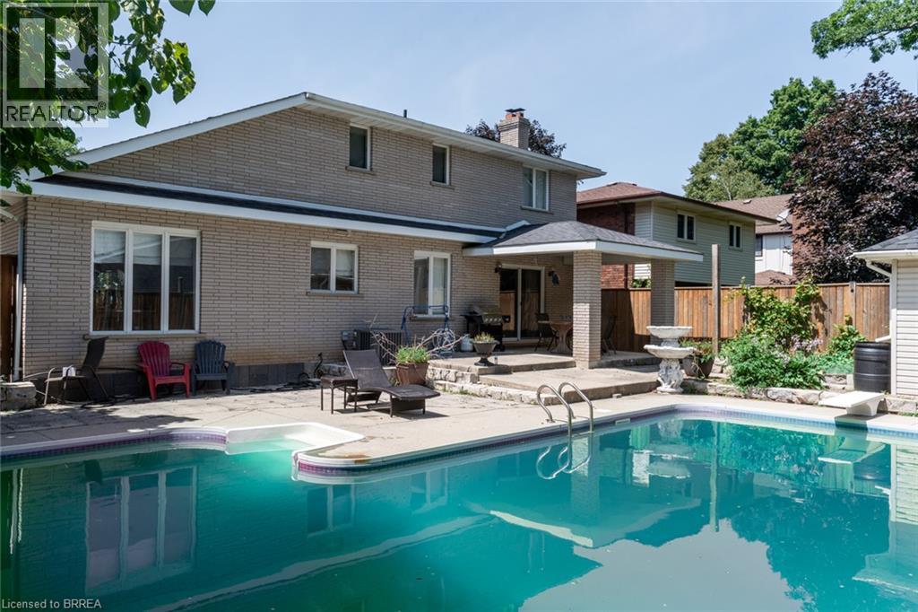 267 MEMORIAL Drive - Image 5