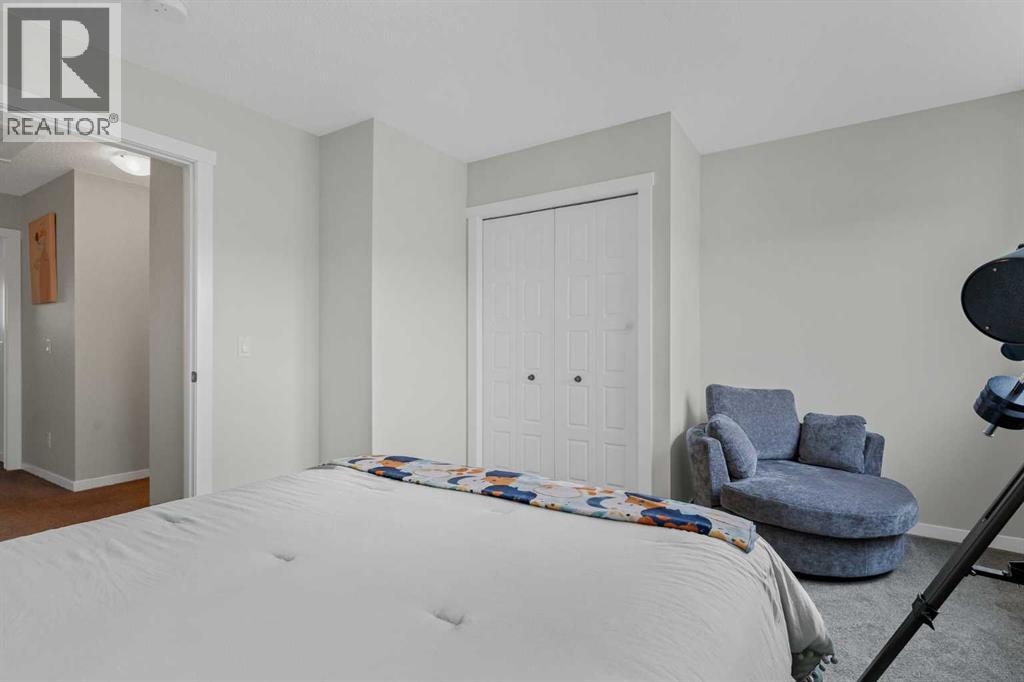 162 Chinook Gate Boulevard Southwest - Photo 18