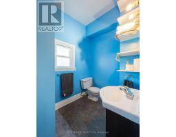 Bedroom - 138 Chatham Street, Kingston, ON K7K4H4 Photo 9