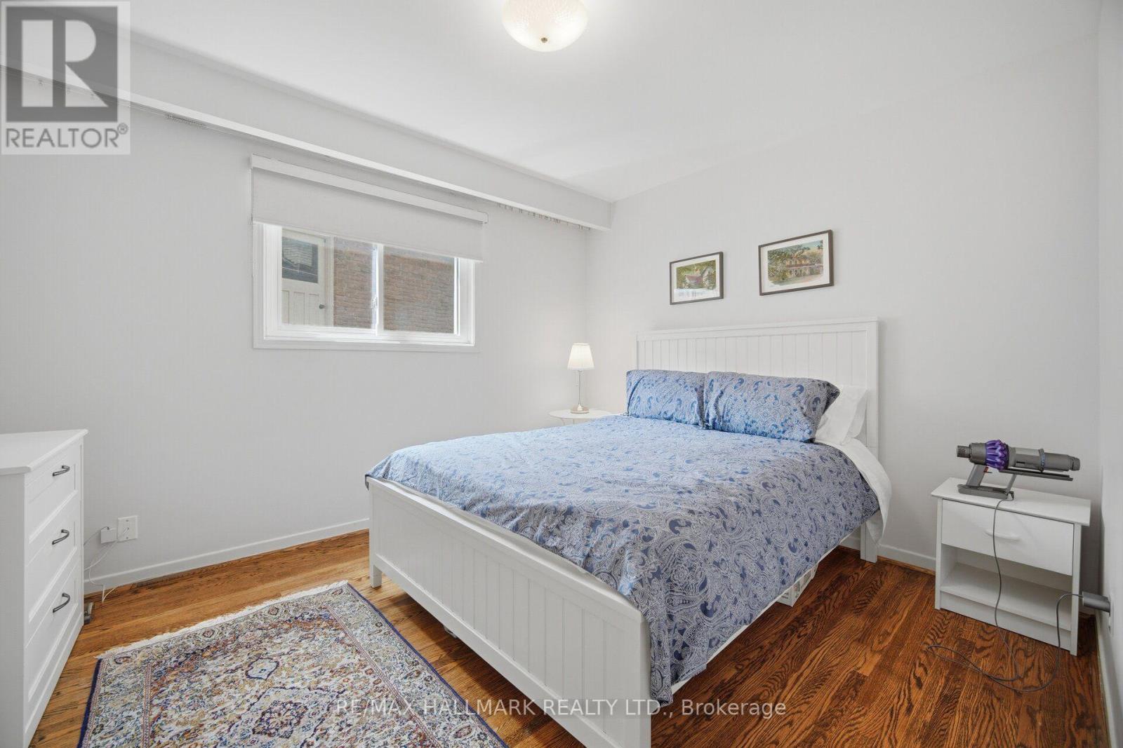 17 WELLESBOURNE CRESCENT - 25