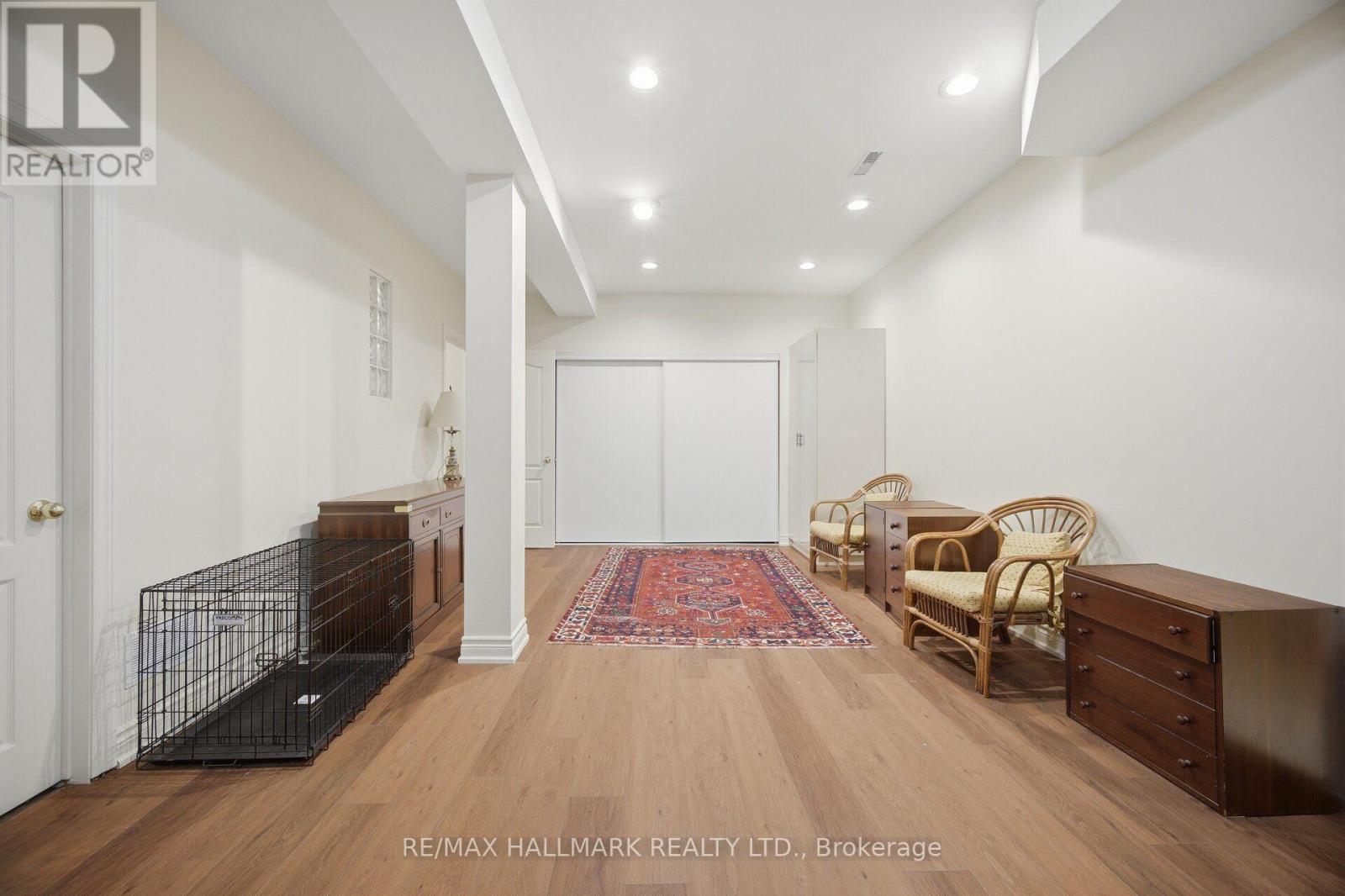 17 WELLESBOURNE CRESCENT - Image 32