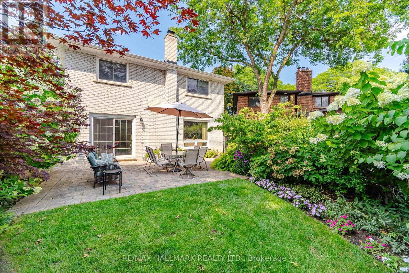 17 WELLESBOURNE CRESCENT - 39