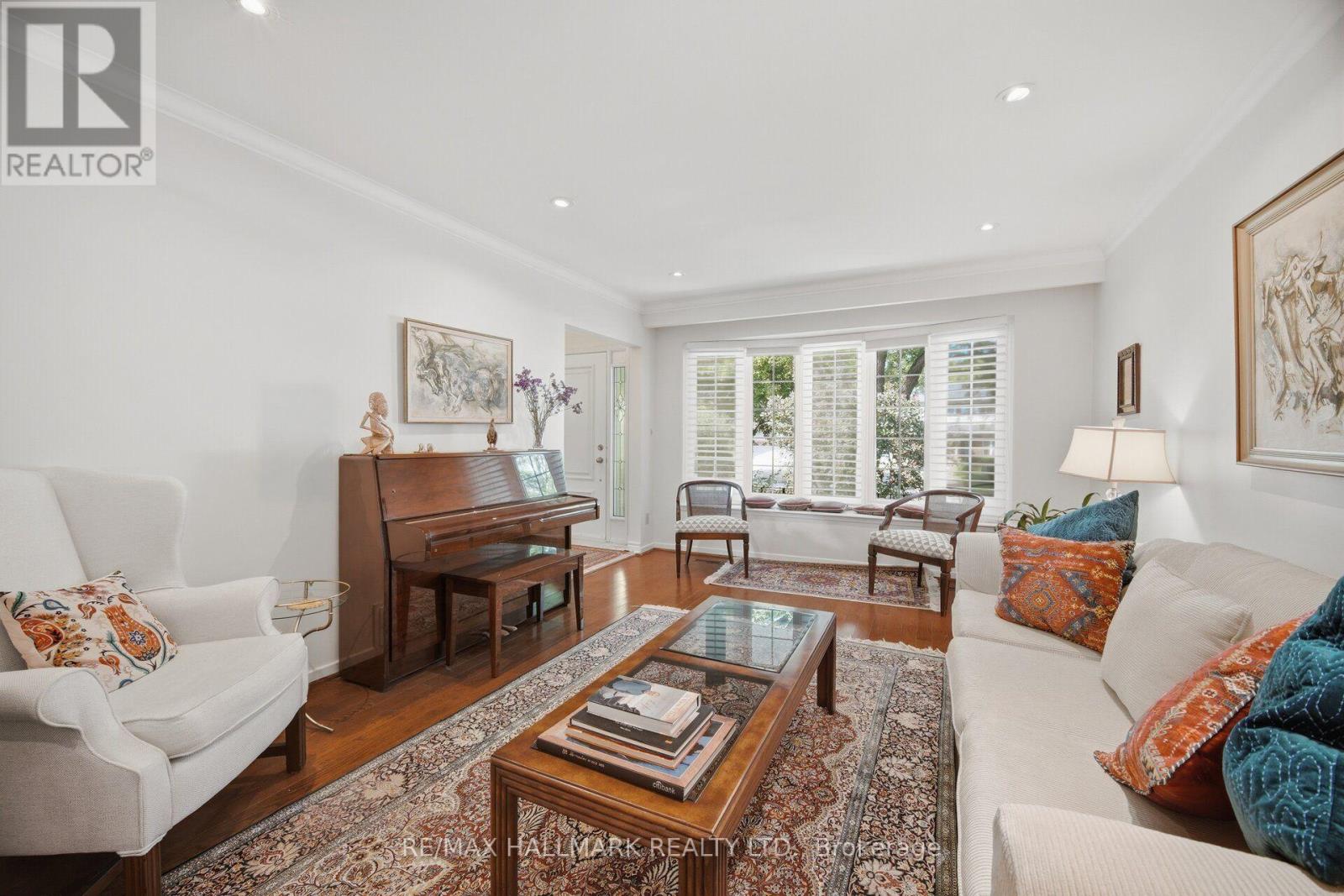17 WELLESBOURNE CRESCENT - 7