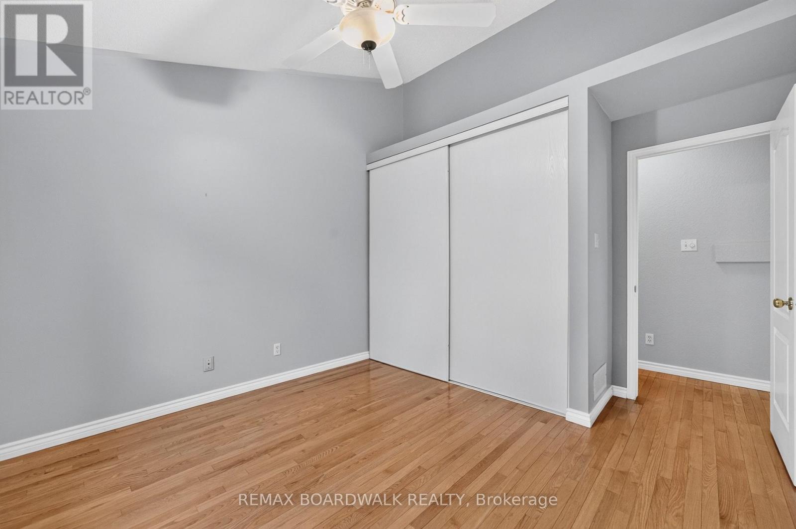 3 Bed, 3 Bath House for Sale in Ottawa – 22 BURNSTEAD CRESCENT, Ottawa – MLS# X13679162 - Image 21