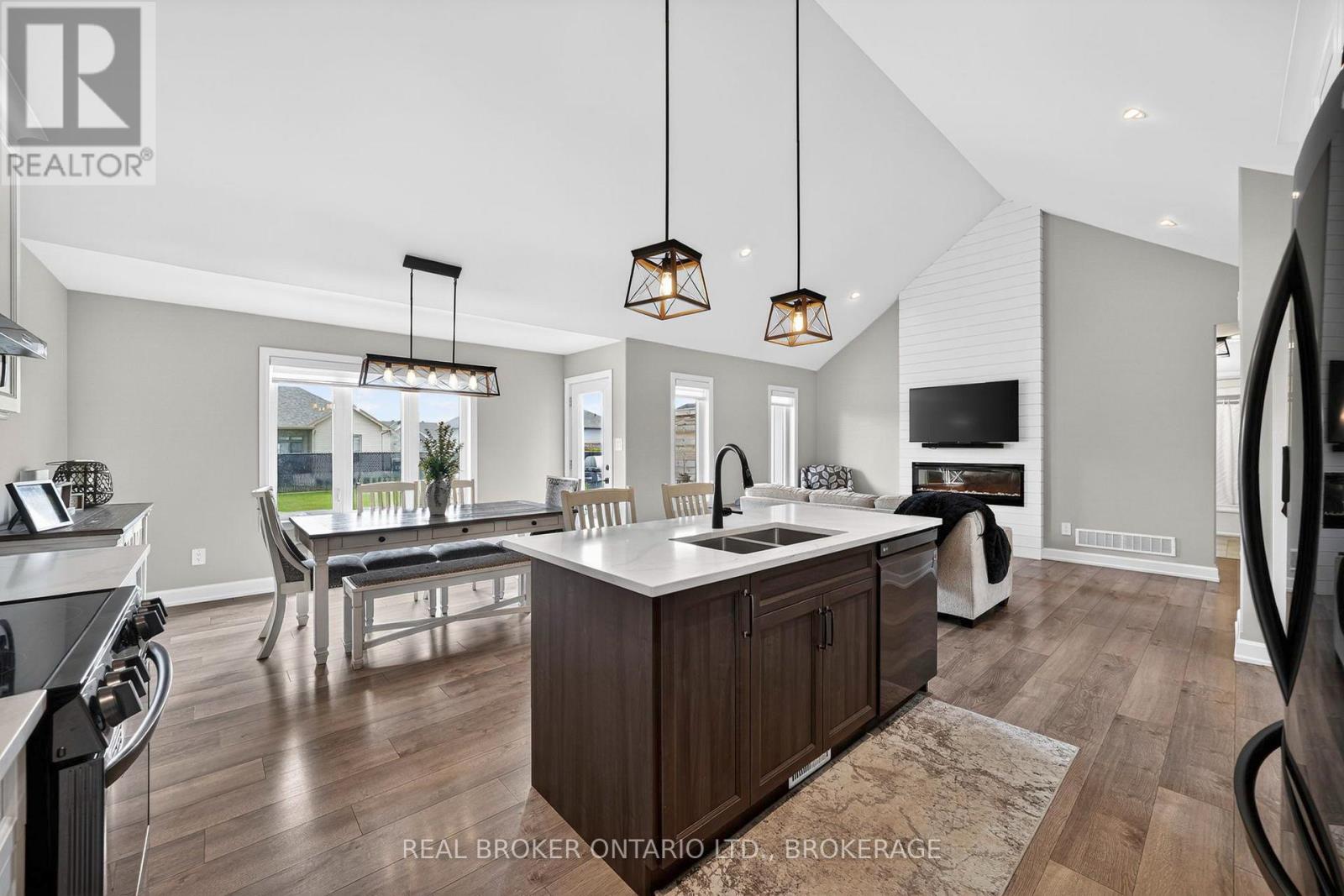 31 HILDA STREET - Image 17