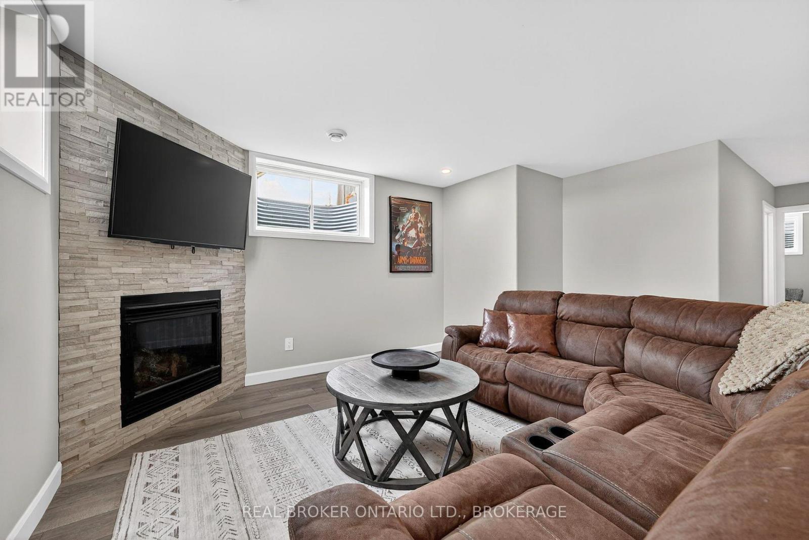 31 HILDA STREET - Image 27