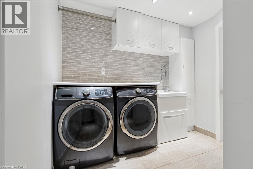 168 HAMPSON Crescent - Image 31