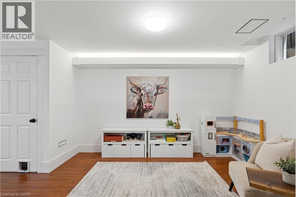 168 HAMPSON Crescent - Image 36