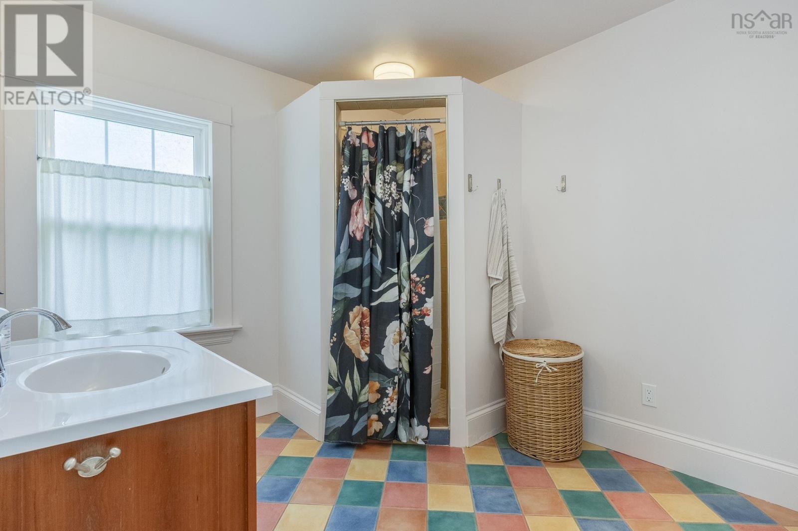 164 Cottage Street - 20