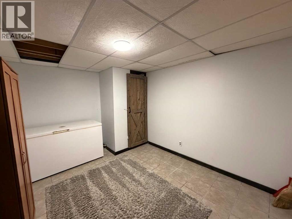 987 1 Avenue - Photo 42