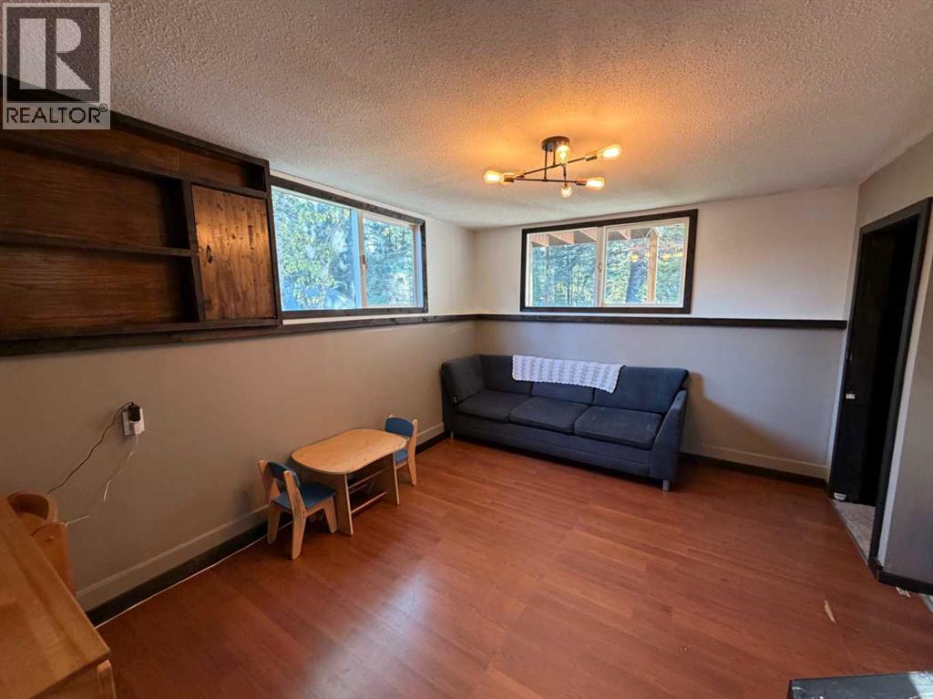 987 1 Avenue - Photo 25