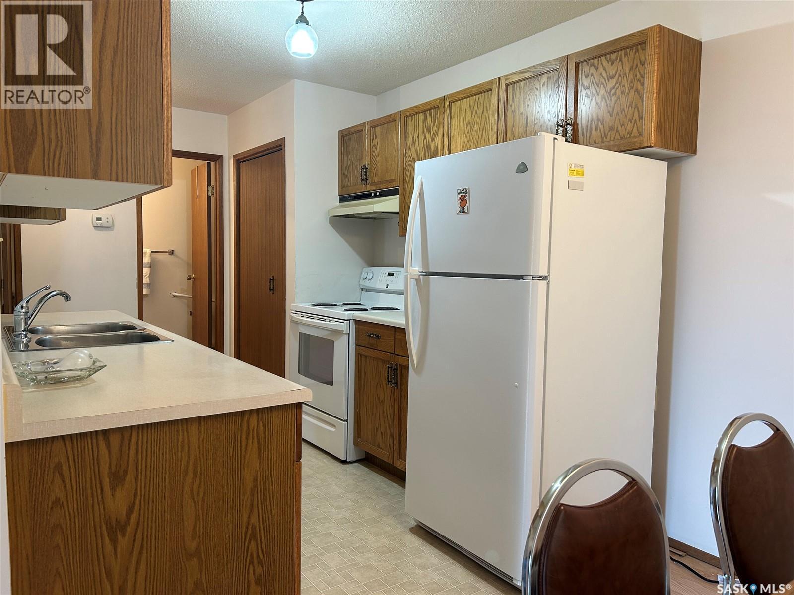 #4 416 Heritage DRIVE - 9