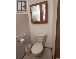 4 416 Heritage Drive, Estevan, SK S4A2N4 Photo 18