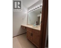 4 416 Heritage Drive, Estevan, SK S4A2N4 Photo 23