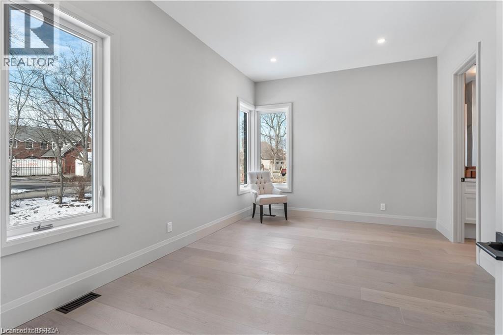 159 PARKSIDE Drive - 21