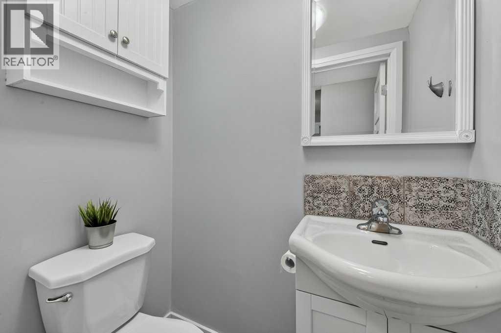 3046 32A Avenue Southeast - Photo 14