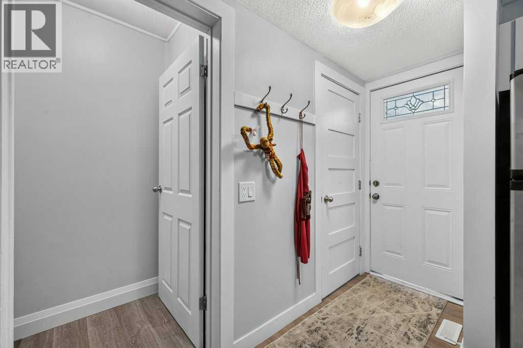 3046 32A Avenue Southeast - Photo 7