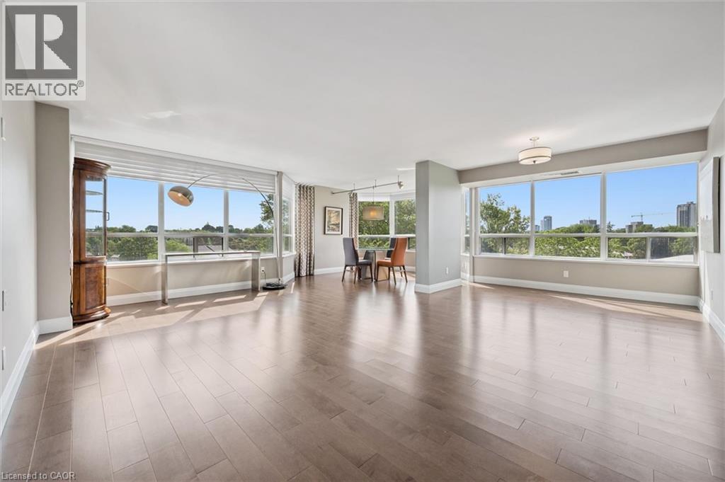 #602 6 WILLOW Street - Image 9