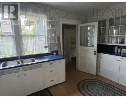 43 Grant Street, Baddeck, NS B0E1B0 Photo 32