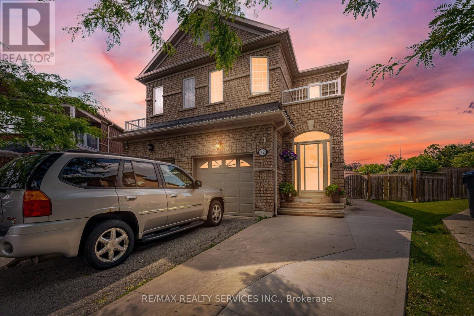 32 DEEPCORAL COURT - 5