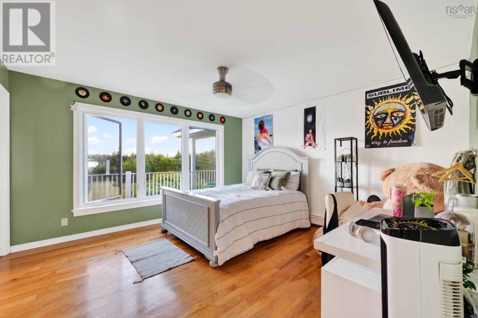 131 Oakfield Drive - 22