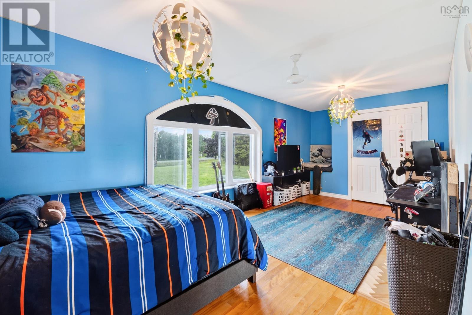 Property 27 of 47 of 131 Oakfield Drive