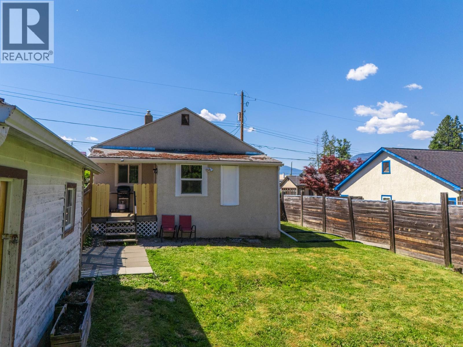 820 IBBITSON Street - Image 24