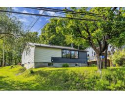 23 Ch. De La Blanche, Val Des Monts, QC J8N5A1 Photo 23