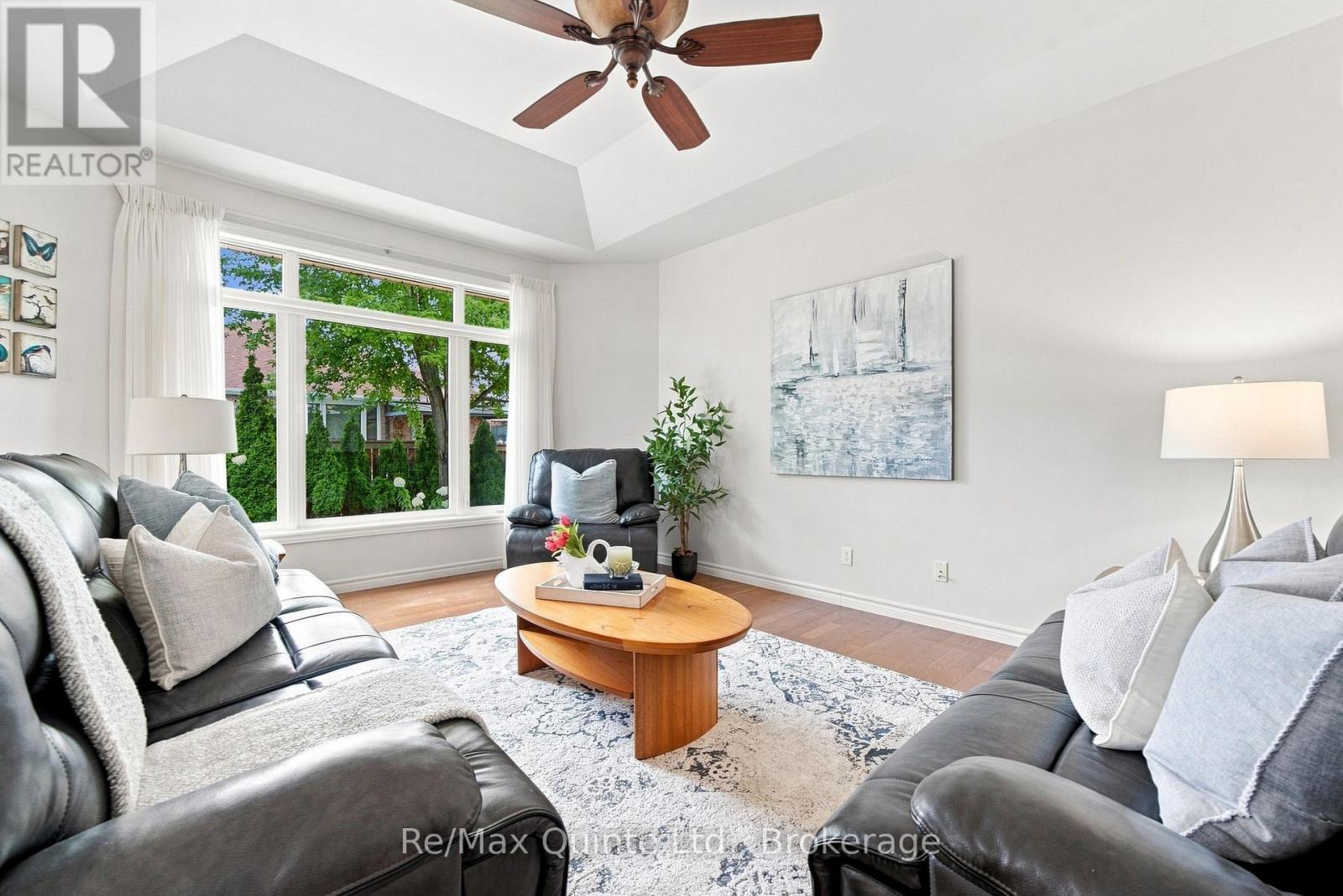 31 ESSEX DRIVE - Image 10