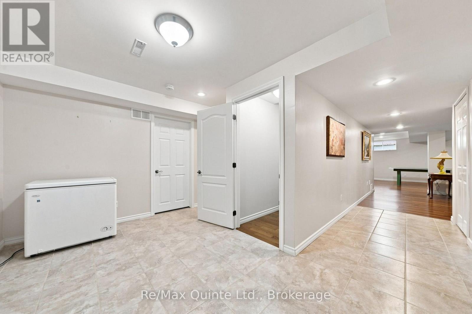 31 ESSEX DRIVE - Image 28