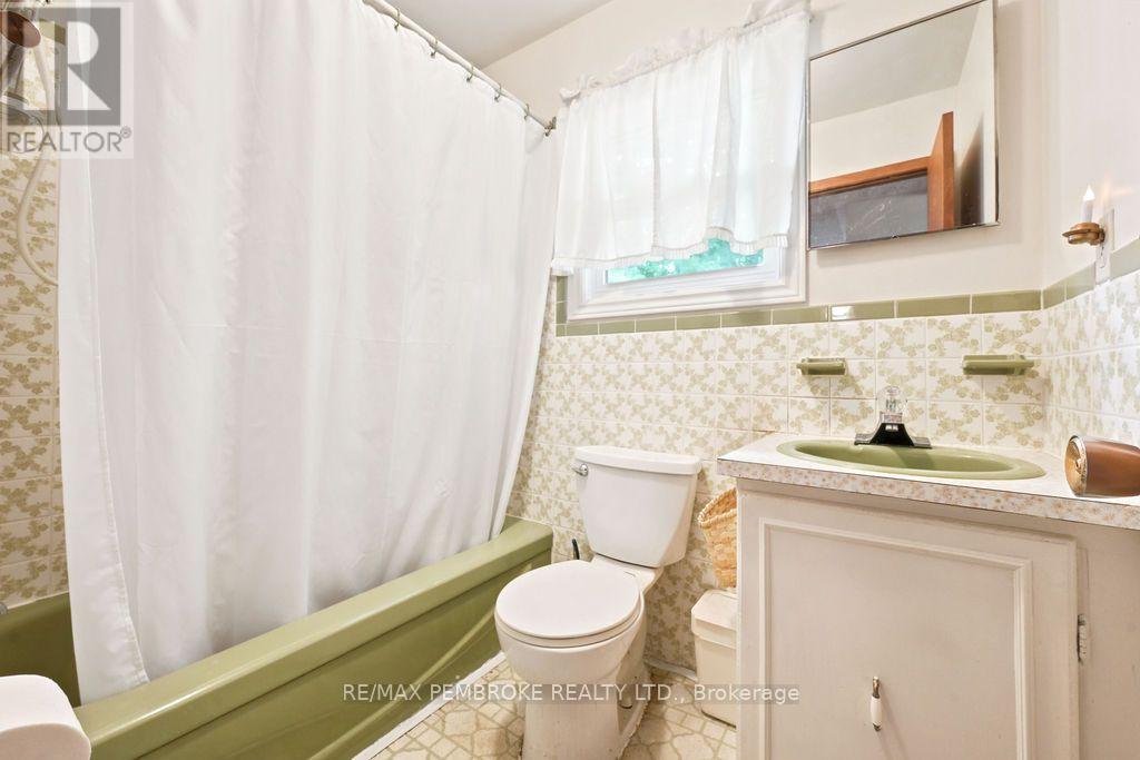 20 MEADOWBROOK DRIVE - Image 15
